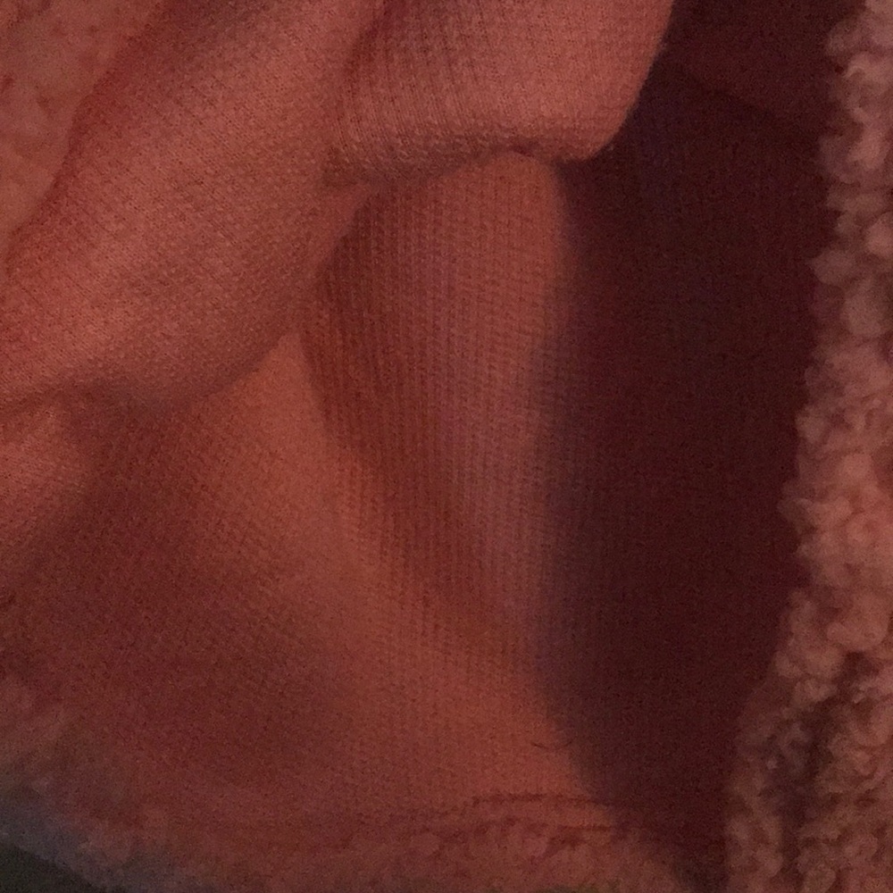 Pink fluffy jacket - Picture 3 of 3